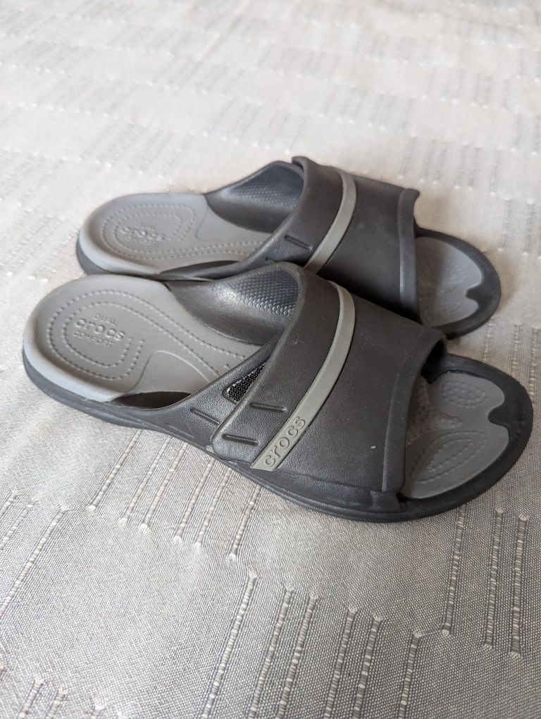 Crocs Modi Sport Slide графитовые тапочки унисекс. 38,5