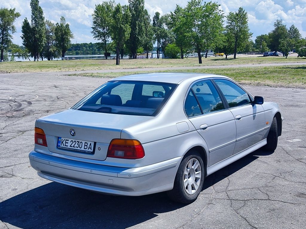 BMW e39 525i . АКПП
