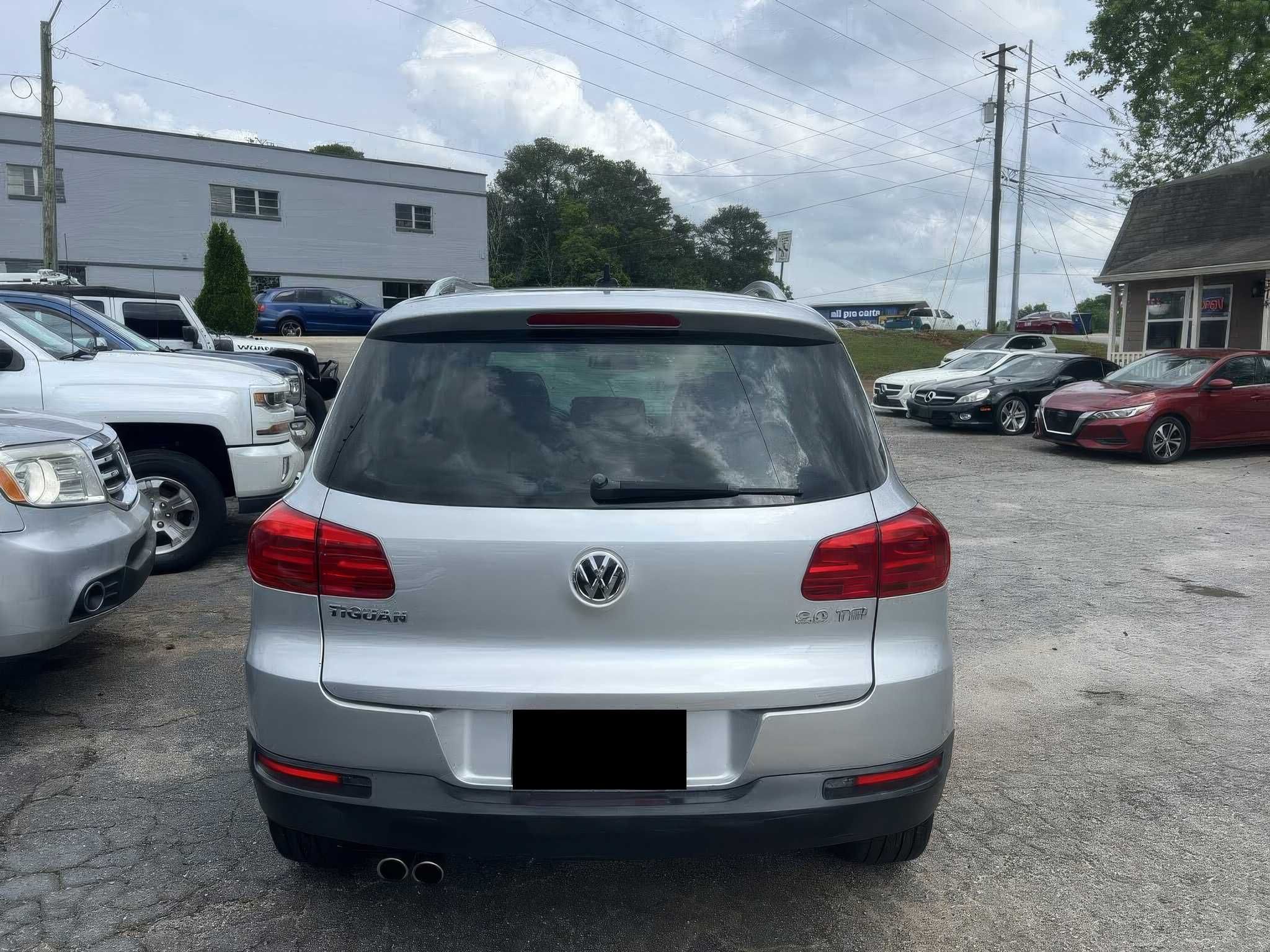 2015 Volkswagen Tiguan SE