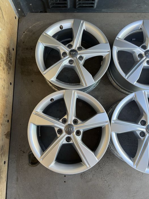 Оригінальні диски Audi 5 112 R17 a4 S4 B9 A6 A3 Q3 Q5 Vw