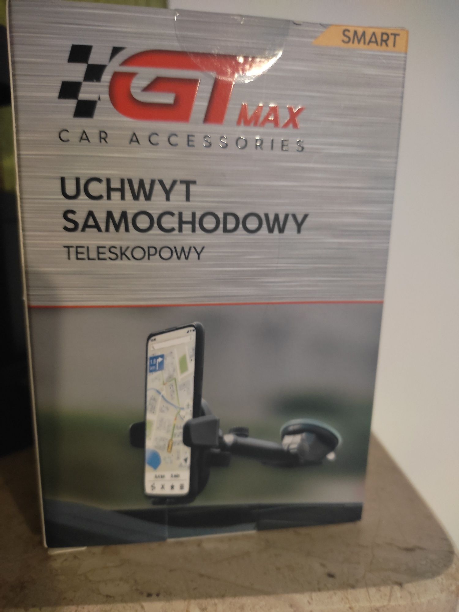 Uchwyty samochodowe z ramieniem teleskopowym