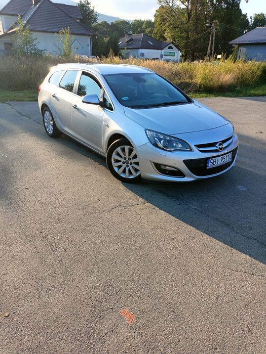 Opel Astra J - cosmo