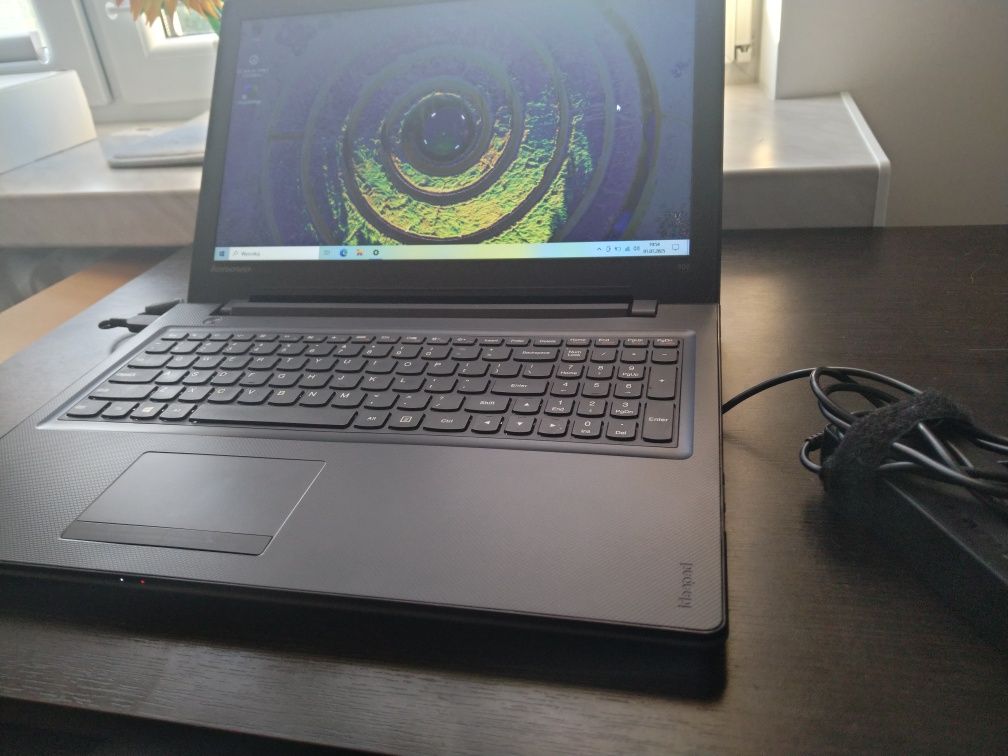 Laptop biznesowy