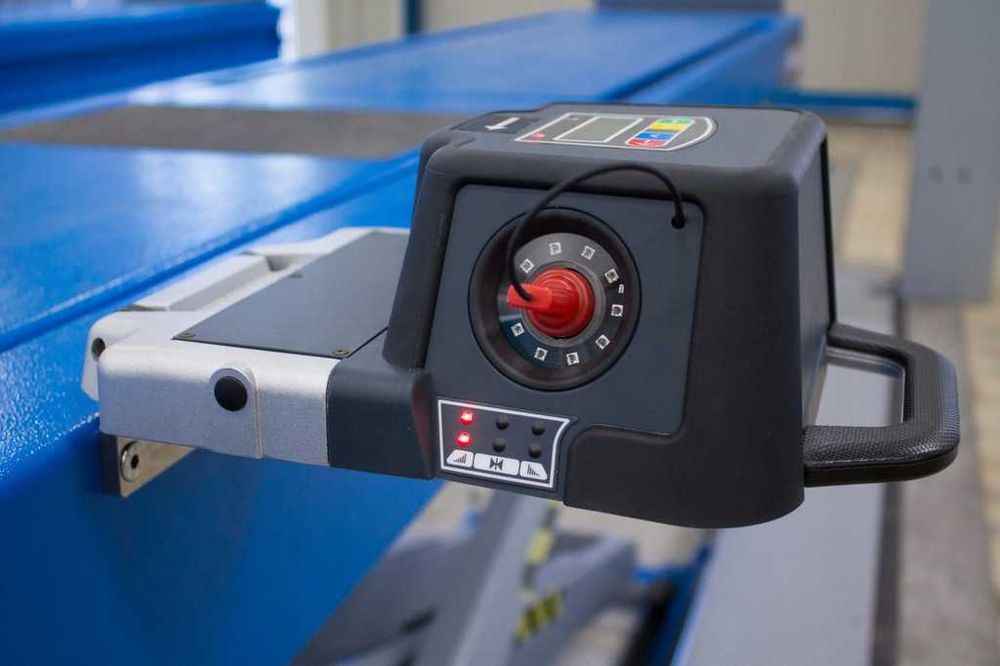 Nowe urządzenie geometria kół zbieżność Ravaglioli 3D TD3200SP3 szafka