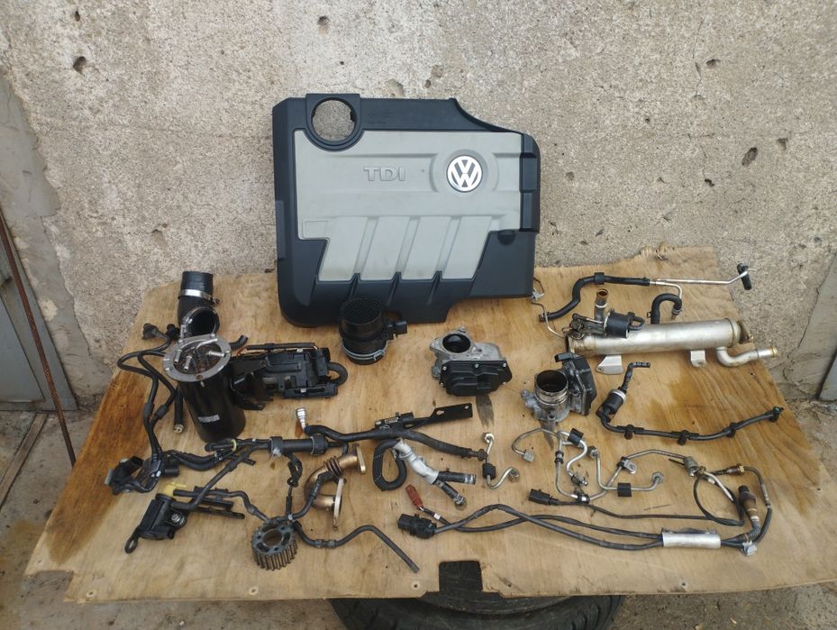 Декоративная крышка двигателя Passat CC B 6