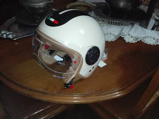 vende-se Capacete novo