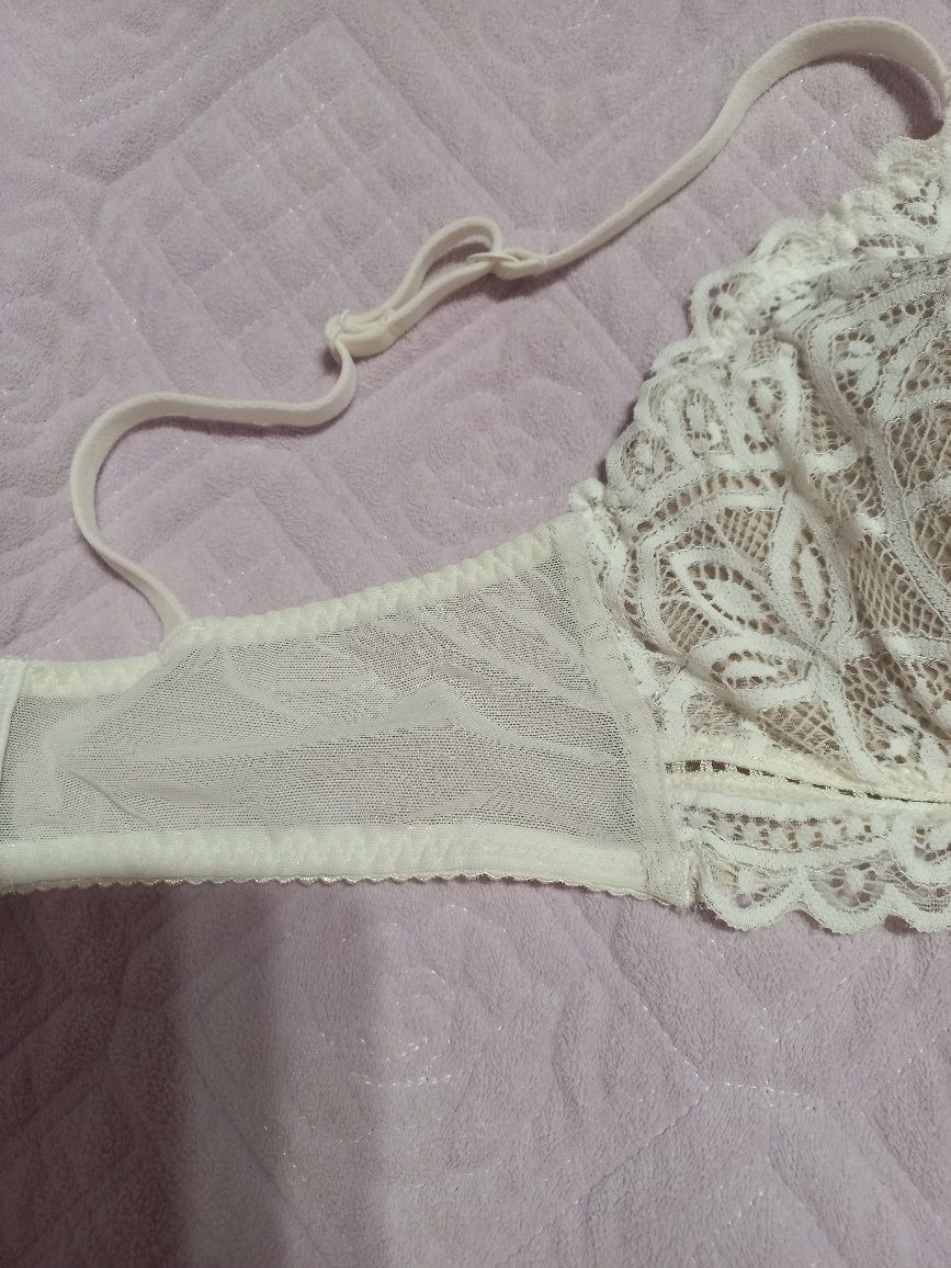 Бюстгальтер бра M&S 75В