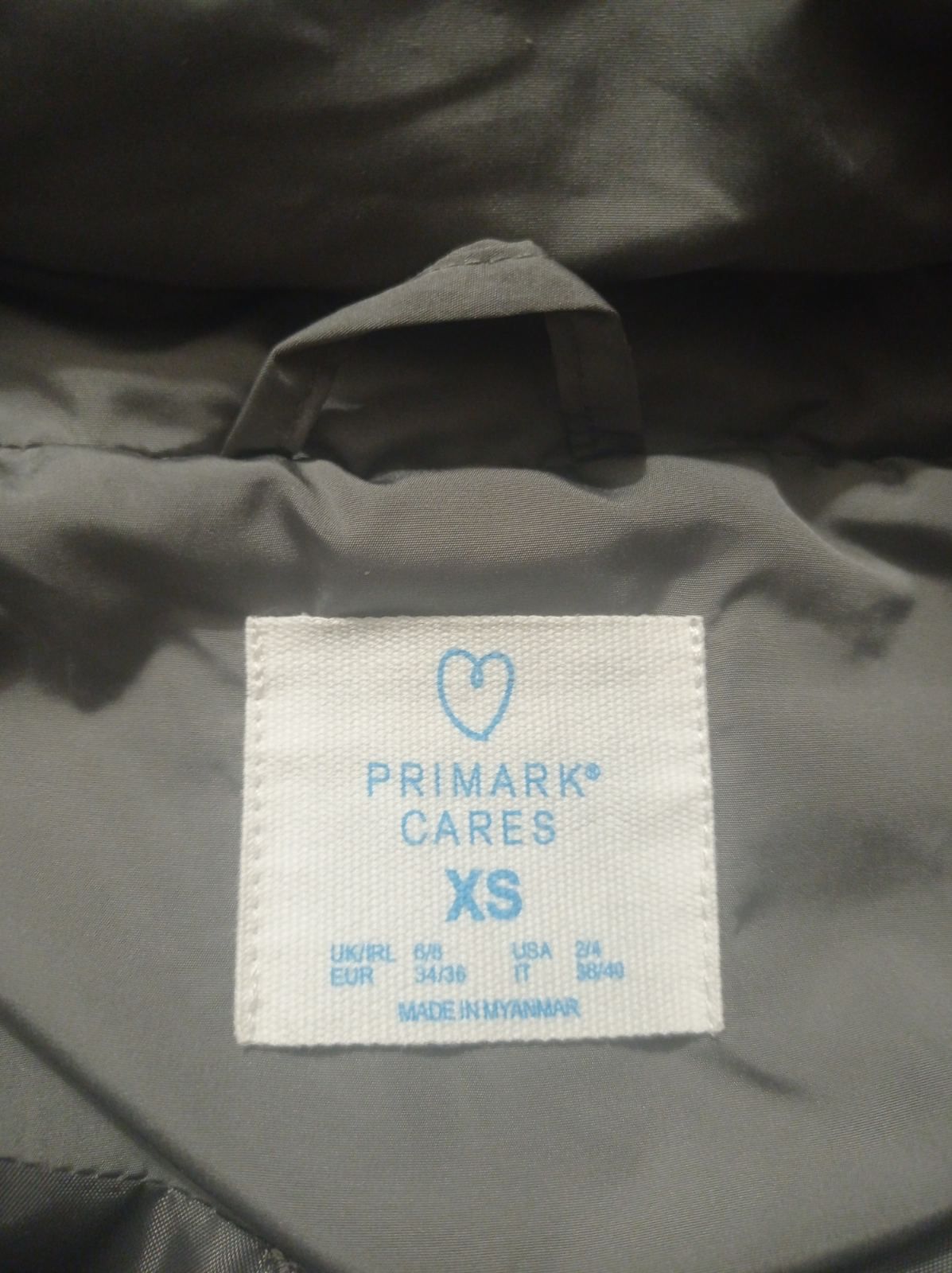 Удлинённая жилетка бренда PRIMARK