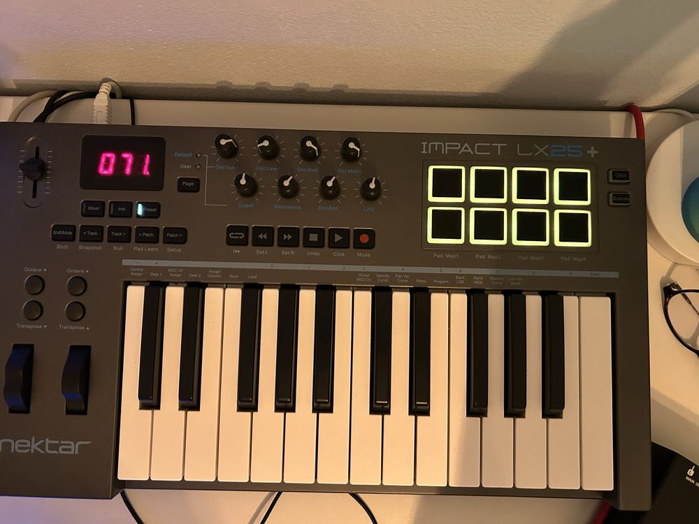 Nektar Impact LX25+