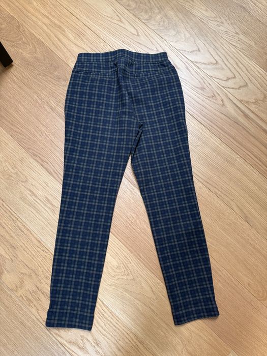Spodnie w kratkę