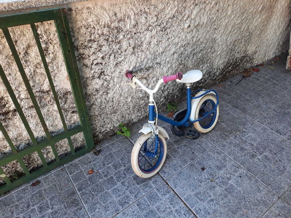 Vendo bicicleta de criança roda 12