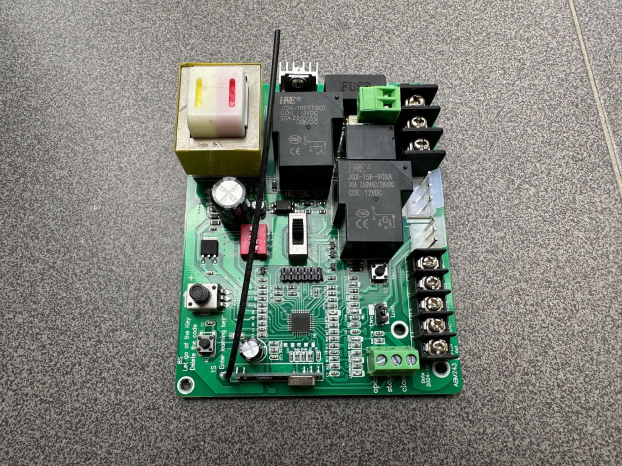 Central de Controlo Motor de Correr Vevor Nova