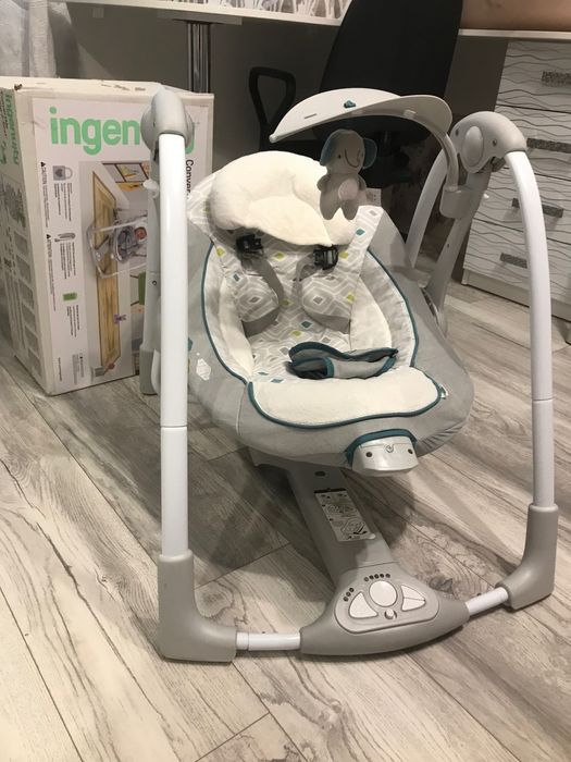 Гойдалка дитяча на батарейках