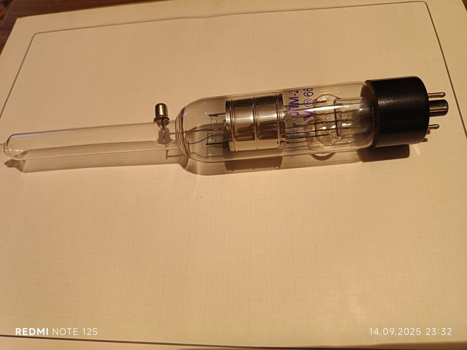 Конденсаторы.Радиолампы