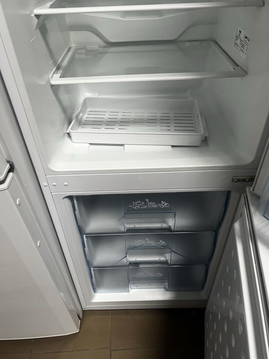 Холодильник beko