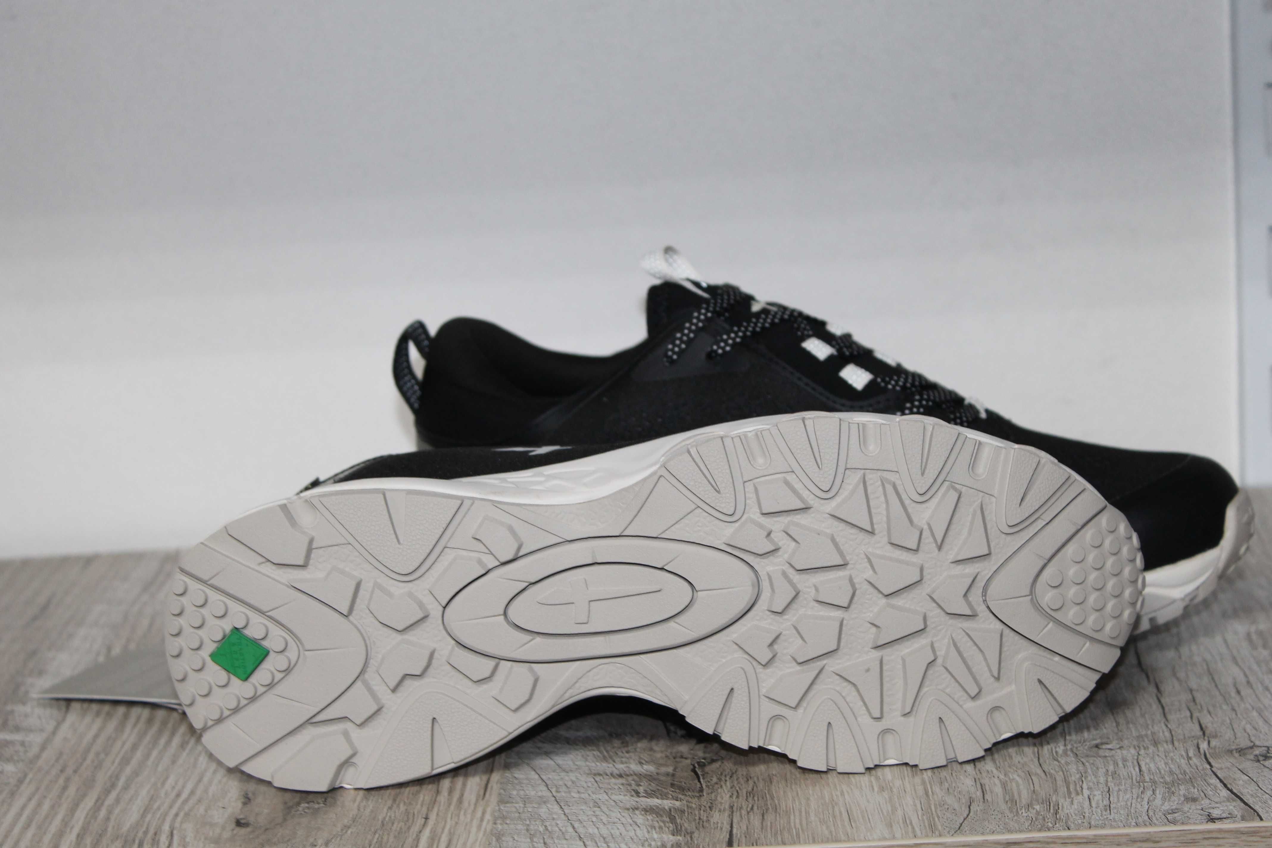 Трекінгові кросівки Tamaris active gore-tex