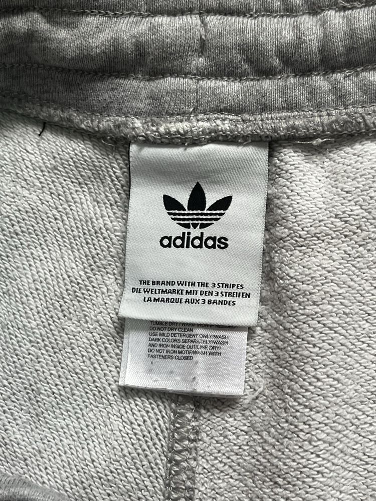 Шорти Adidas Originals, чоловічі шорти Adidas Originals