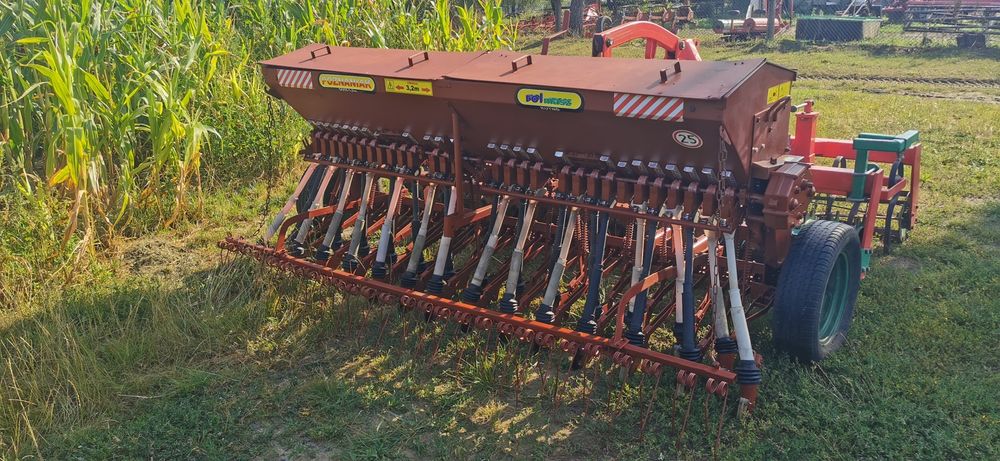 Agregat uprawowo siewny AGROMASZ + siewnik Poznaniak 3m