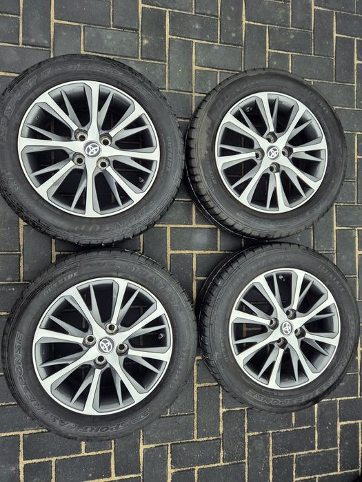 Felgi aluminiowe toyota Yaris 3 III Aygo 15 5J et39 orginal