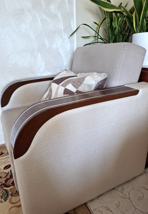 Продам розкладні  крісло