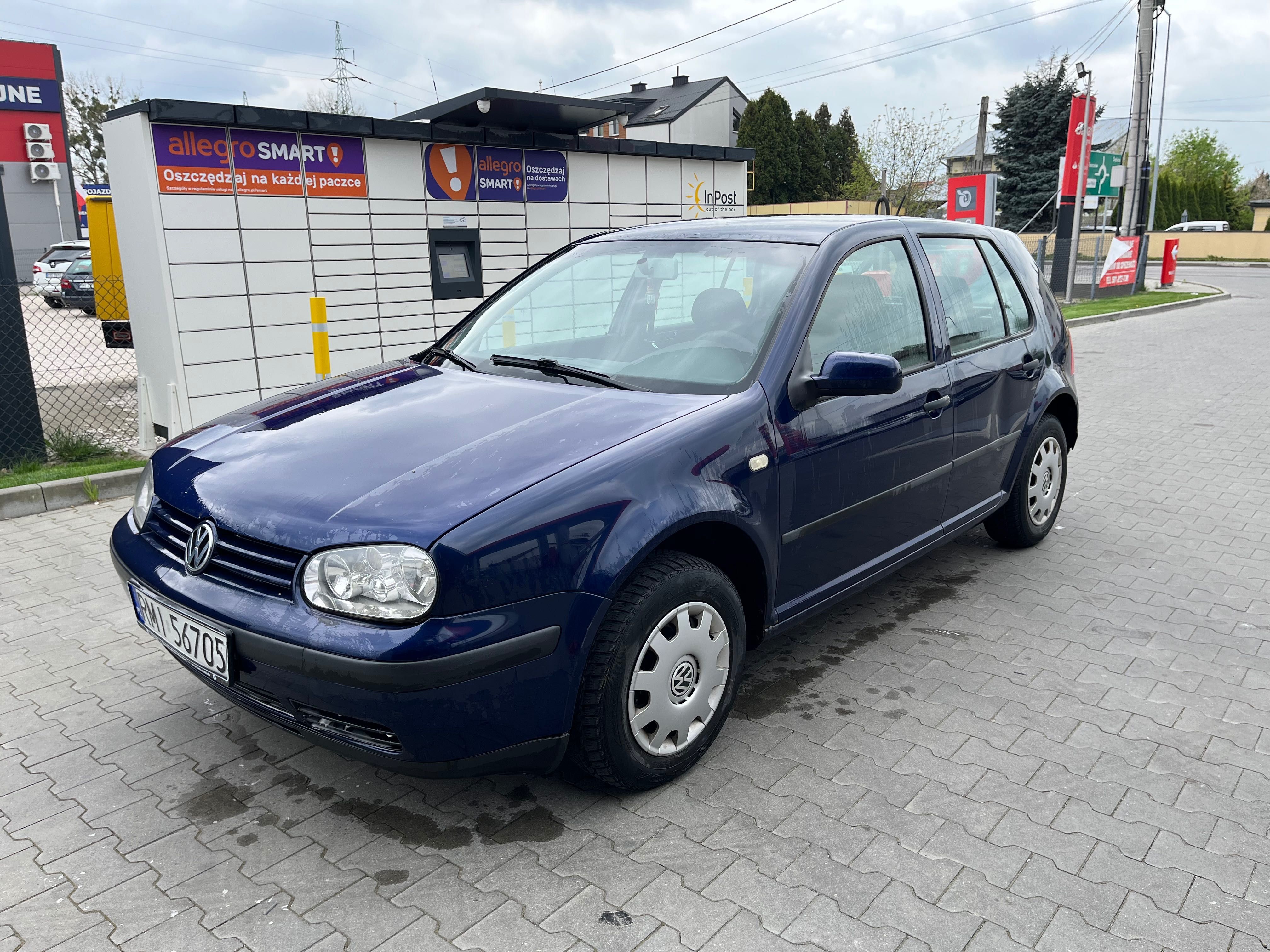 Volkswagen Golf 1.6 benzyna 1999r