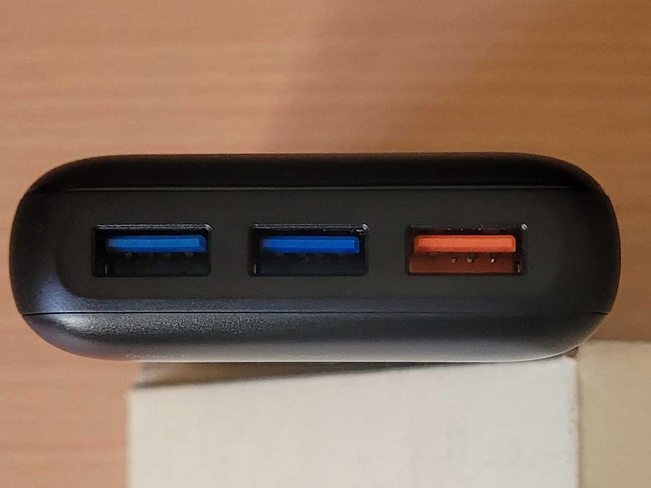 Charmast Power Bank 20000mAh, 22.5W, Indukcja bezprzewodowe ładowanie