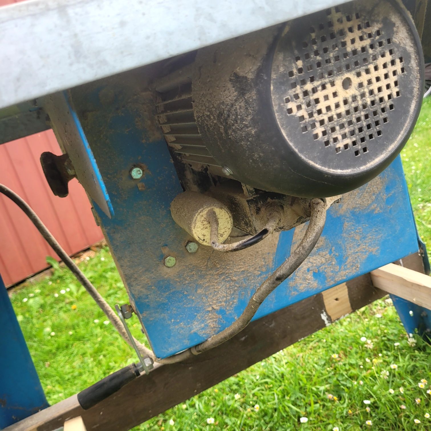 Piła stołowa 2000watt