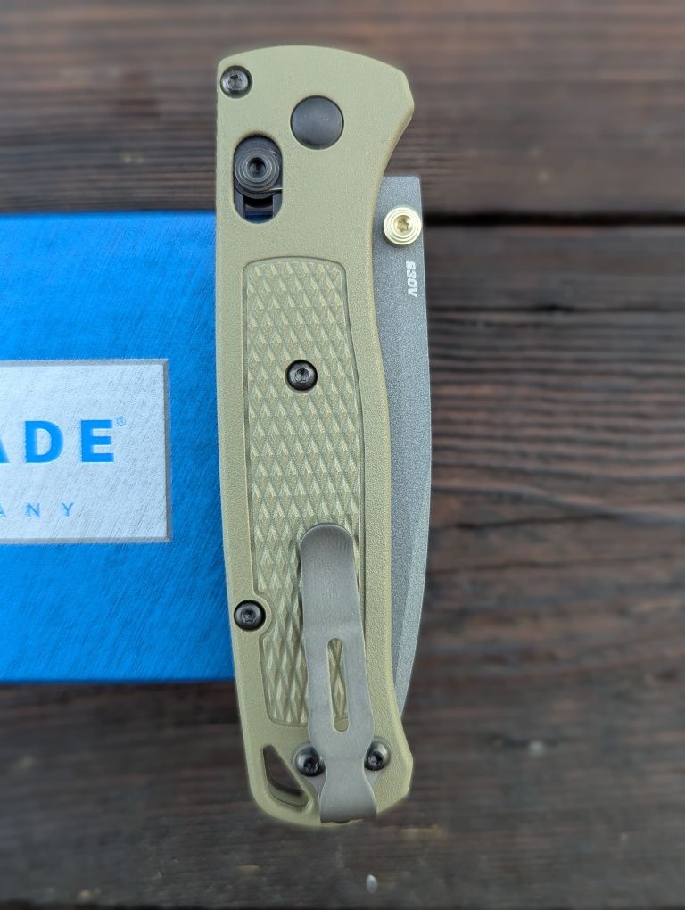 Edc ніж benchmade bugout s30v