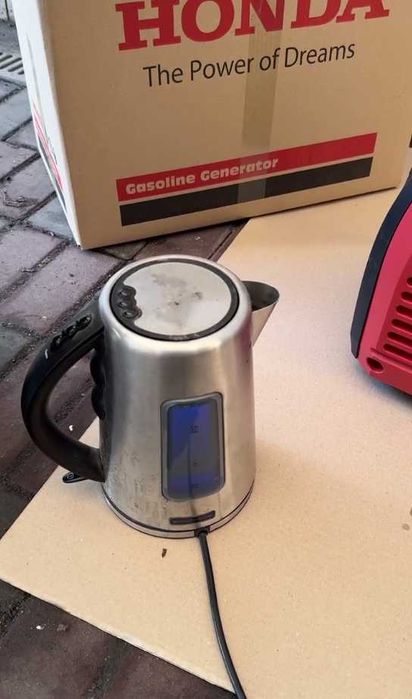генератор інверторний бензиновий Honda EU2200 2.2кВт ПОВНИЙ РОЗПРОДАЖ