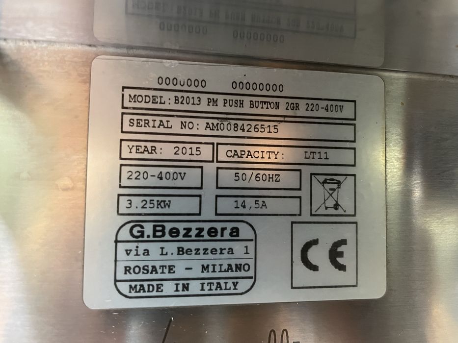 Професійна кавомашина Bezzera Rosare