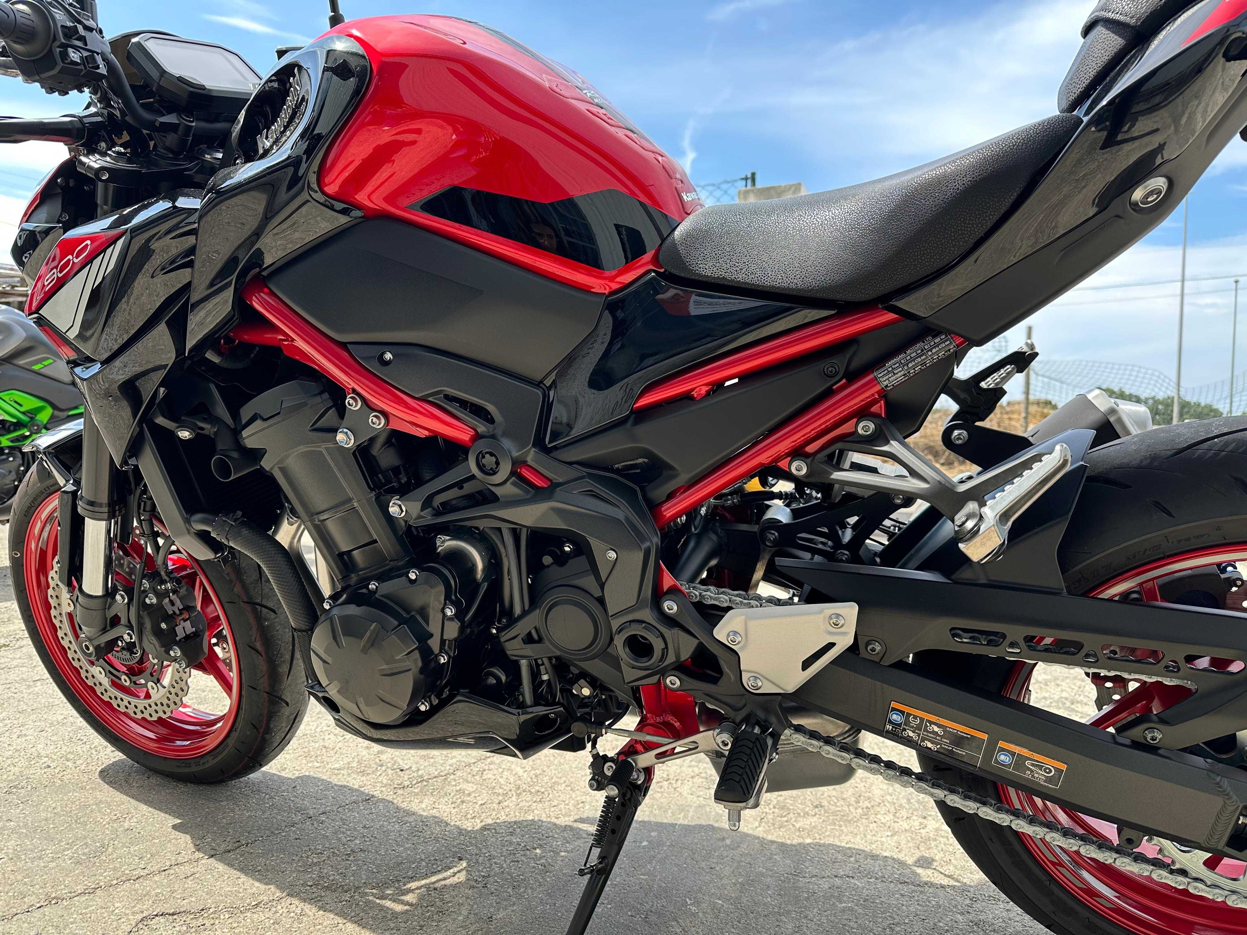Kawasaki Z900 de 2024