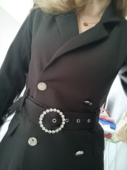 Sukienka elegancka czarna/ płaszcz XS z paskiem guzikami
