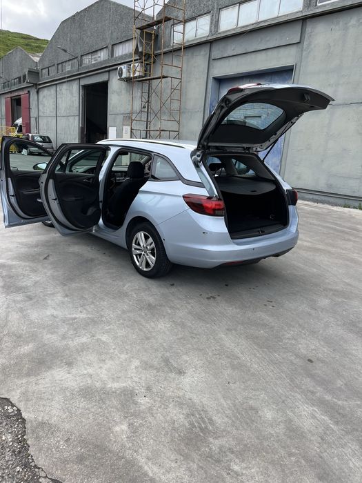 Opel Astra 1.6 CDTI