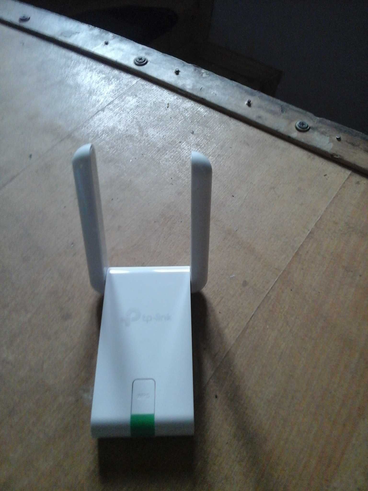 dwa routery internetowe tp link