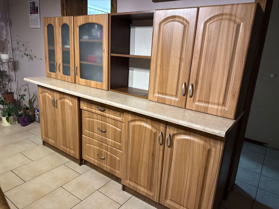 Zestaw mebli kuchennych