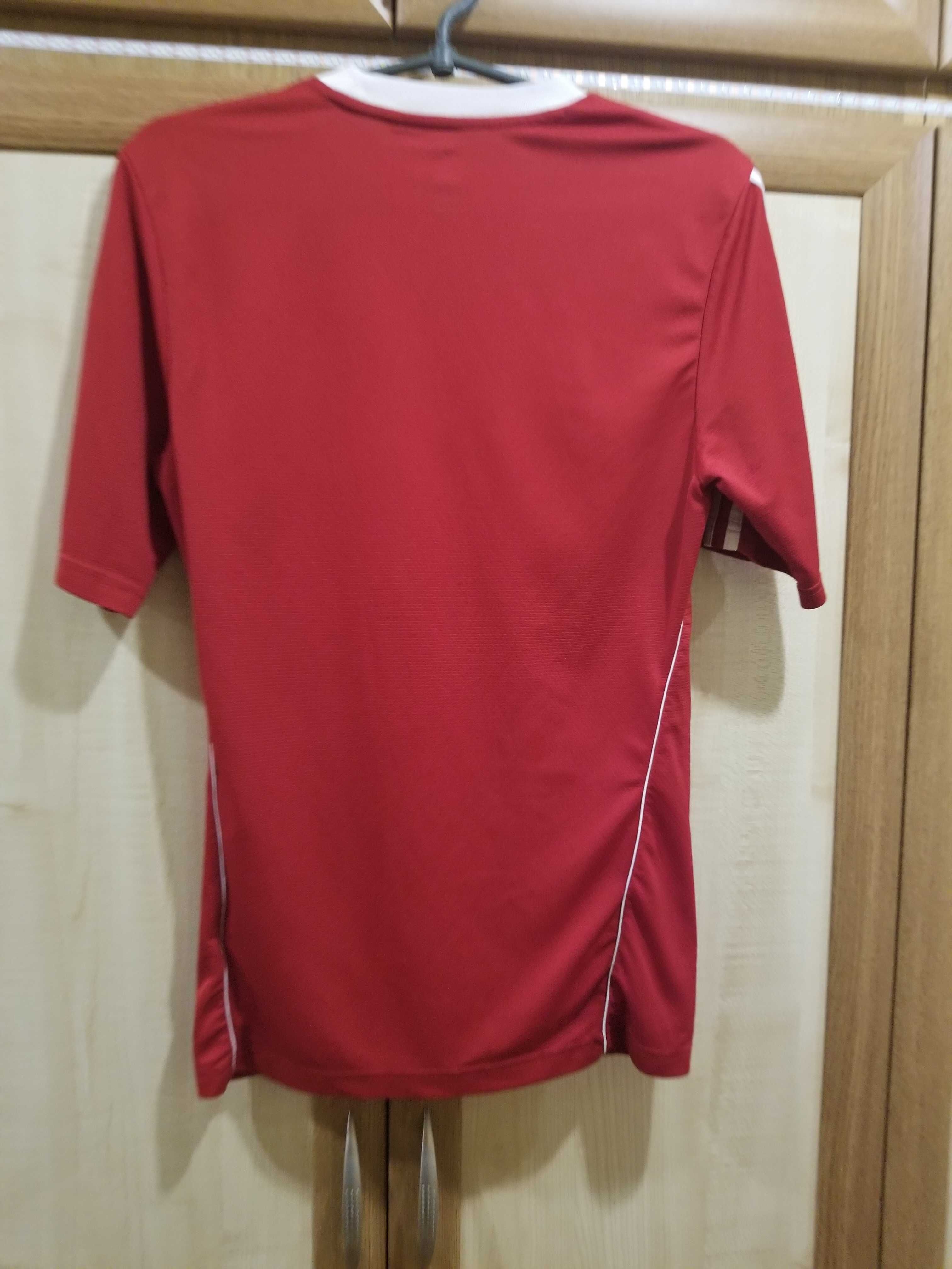 Футболка Adidas  "M"