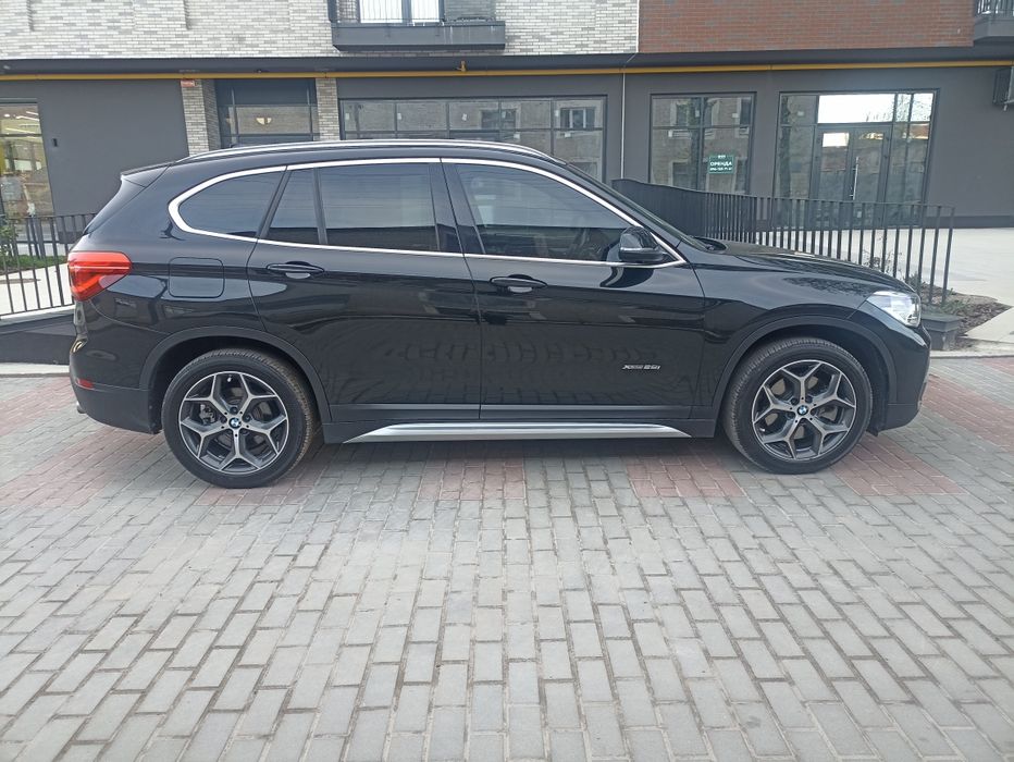 Продам BMW X1 2.0