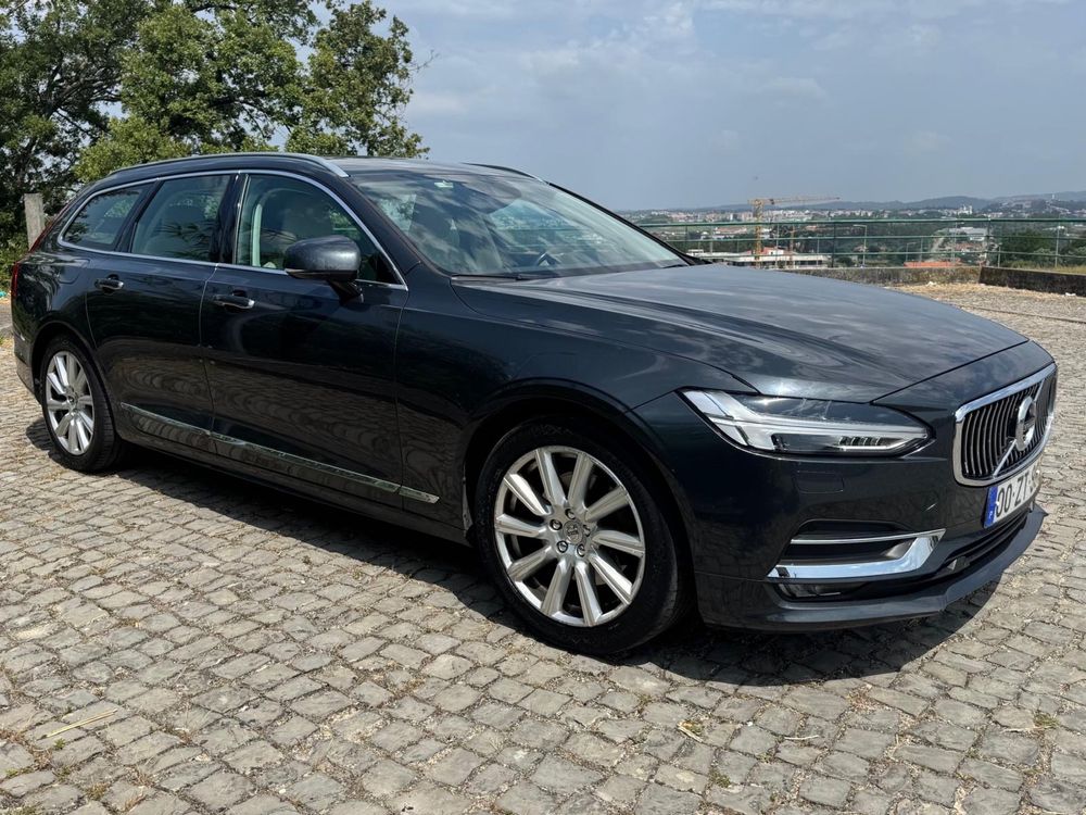 Volvo v90 inscription