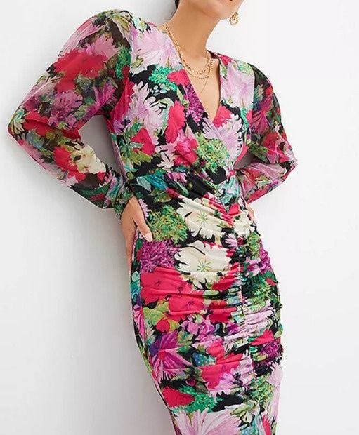 B.P.C sukienka z siateczki w kwiaty z marszczeniem 36/38.