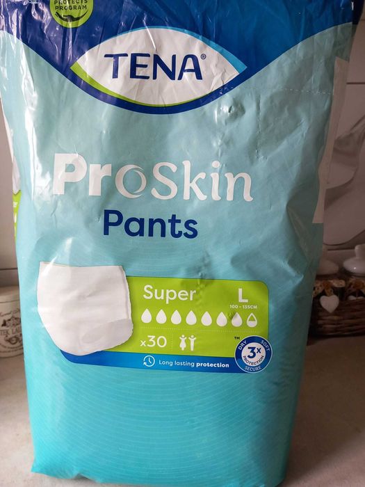 Pieluchomajtki Tena nowe L