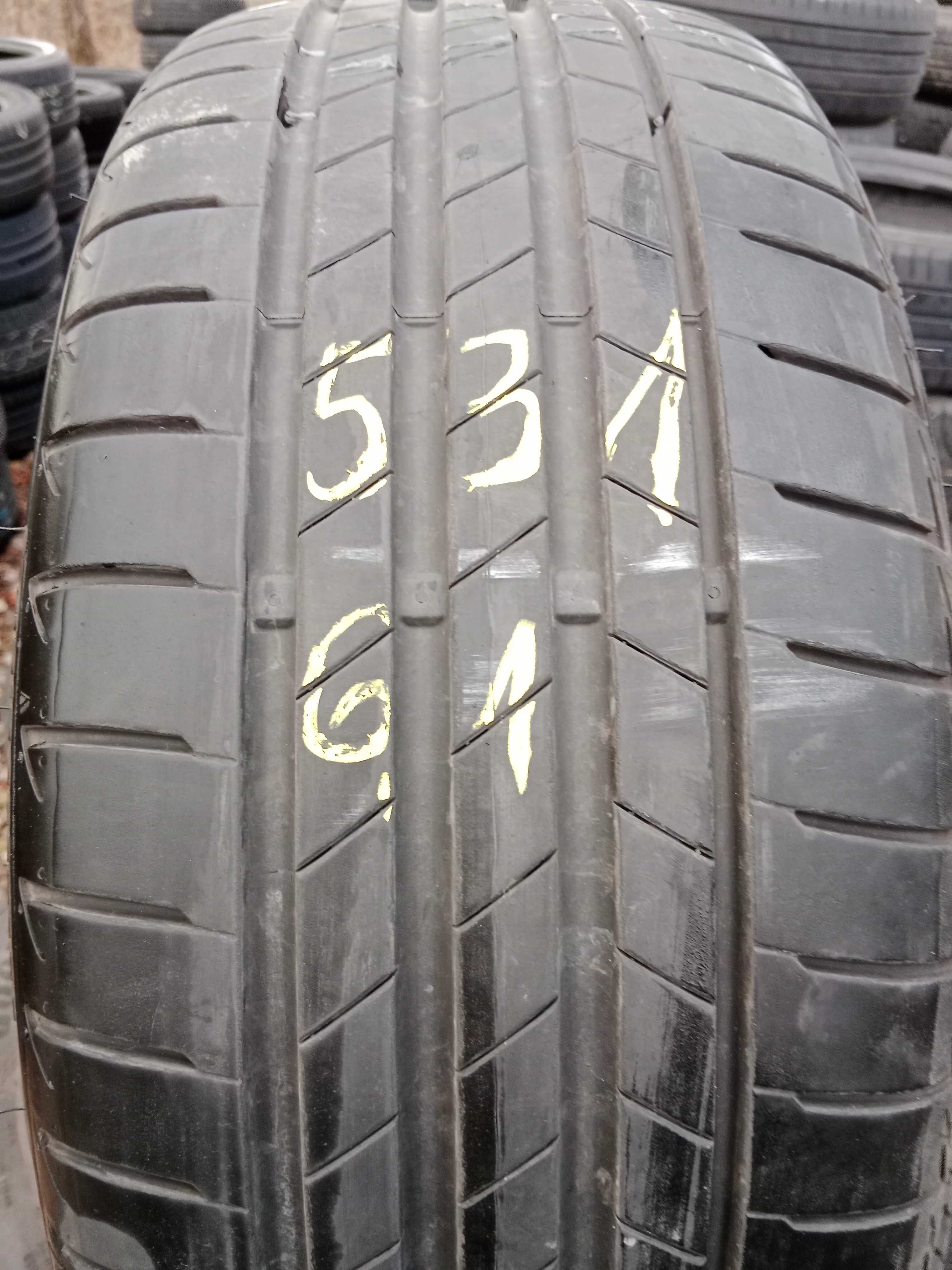 Opona używana 225/40R19 Bridgestone Turanza T005 RFT 1szt.