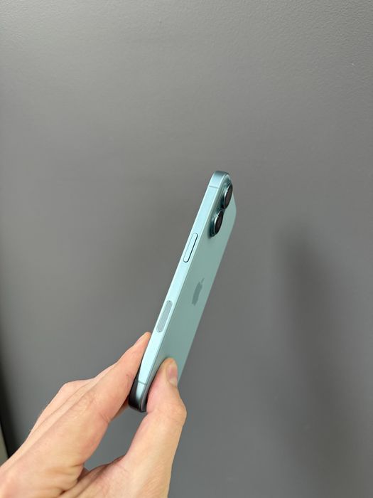 Б/у iPhone 16 256Gb Teal