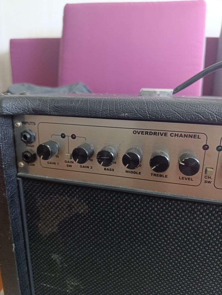 Combo lampowe wzmacniacz gitarowy Randall RG50TC