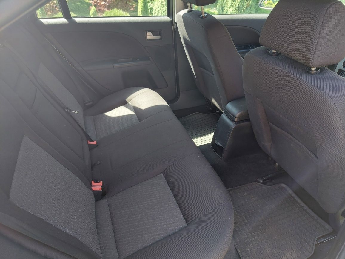 Sprzedam Ford Mondeo MK3 1.8 125KM Benzyna + LPG | Hatchback | 2001