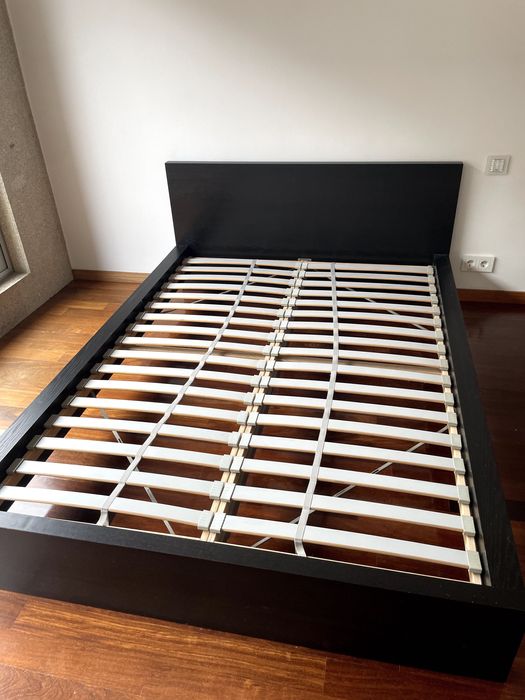 Cama IKEA Queen Size