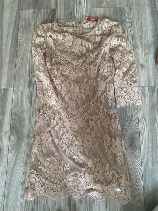 Sukienka guess rozm s koronkowa