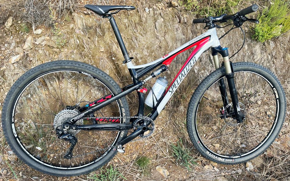 JF-Bikes Bicicletas Specialized Epic M Alumínio 12,5kg suspensão total
