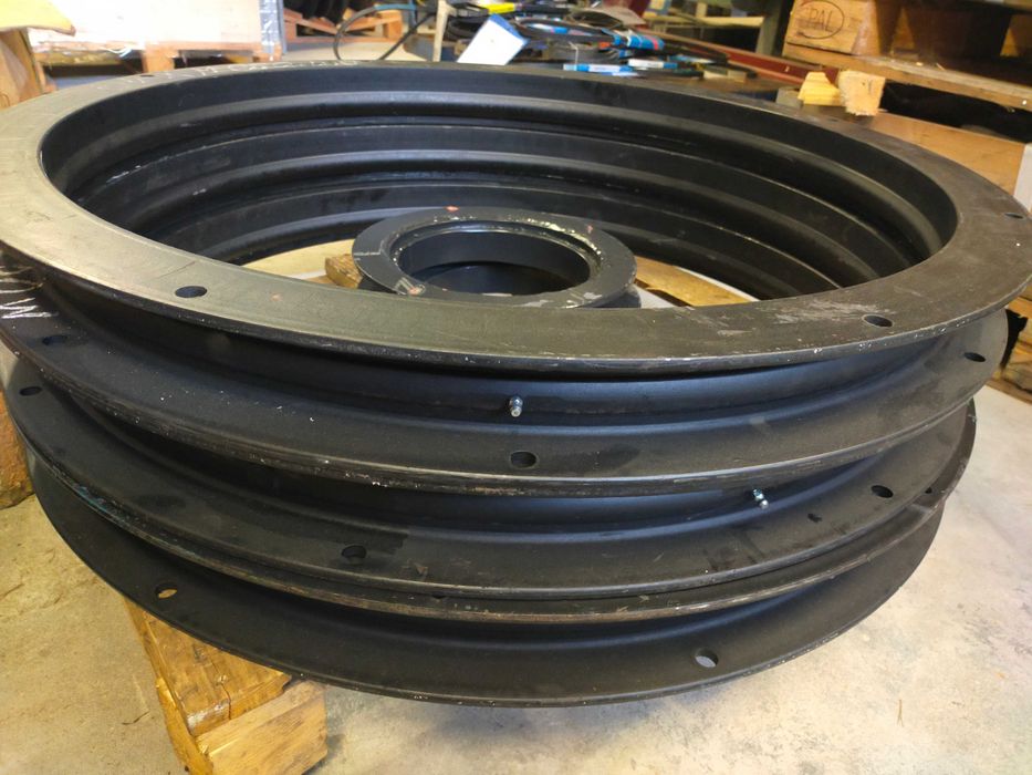 Obrotnica kraniec 890x760x75 5ton przyczepa niemiecka THK5,Autosan D35