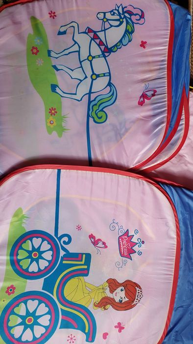 Палатка (намет) для маленької принцеси та подарунок