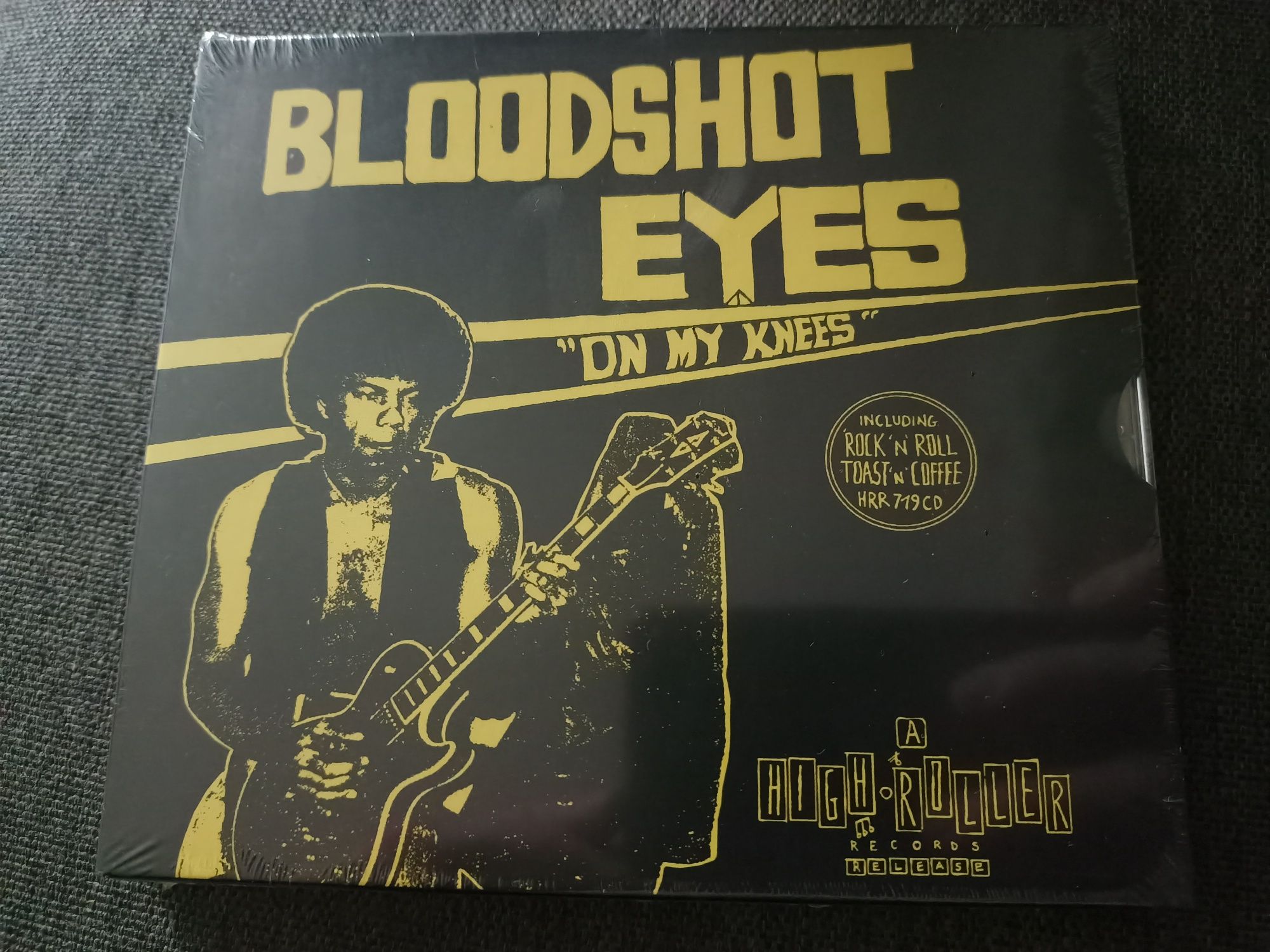 Bloodshot Eyes - On My Knees (CD, Album, RE, RM, Sli)(folia)